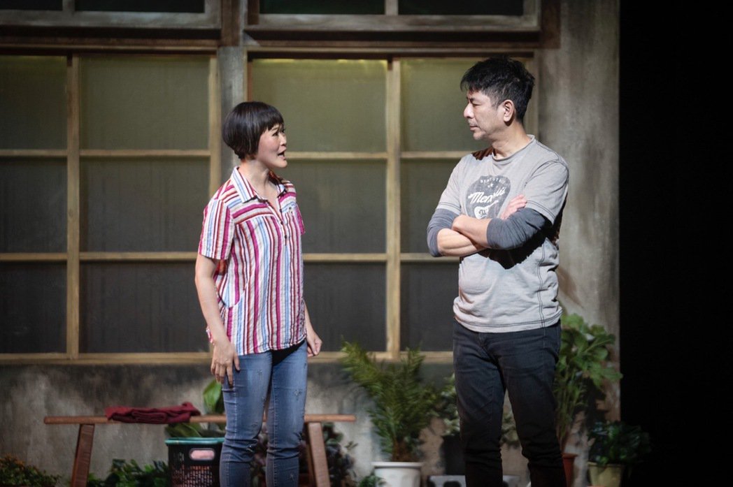 周定纬、杨子仪「钏儿」逼哭全场观众赞：像悲惨世界