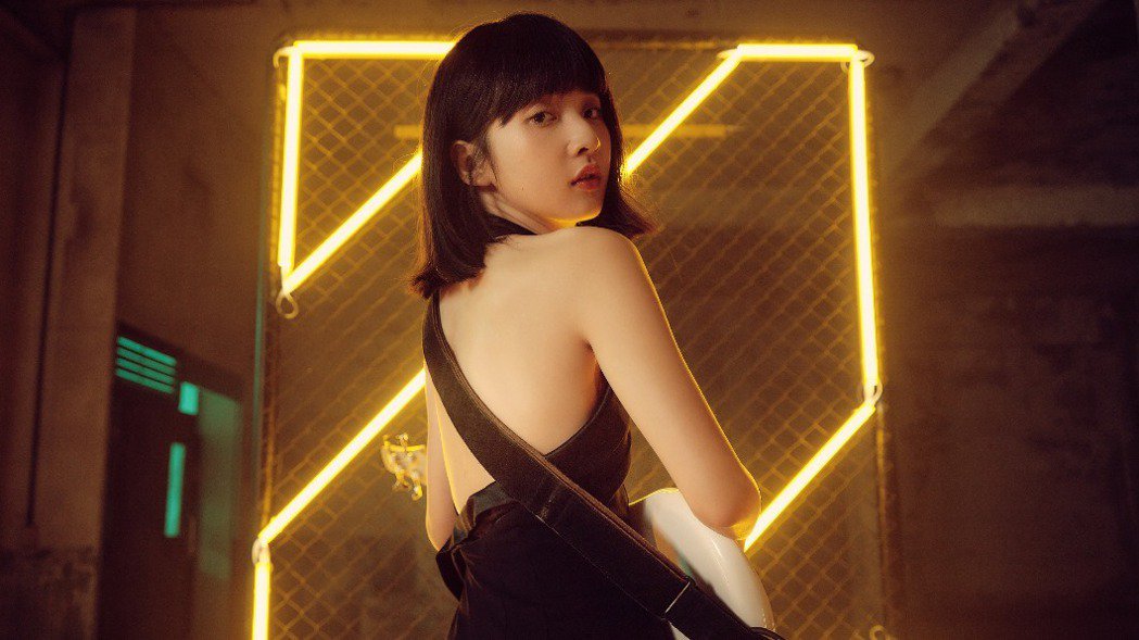 漂亮姐姐李沐新作挑战一秒走心变脸直喊大魔王等级难关