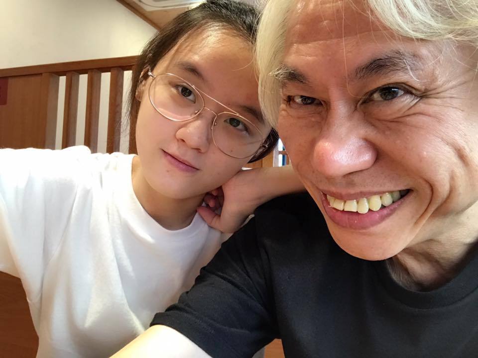 「爷孙恋」66岁妈妈的朋友李坤城遭传病重本尊亲回应曝近况
