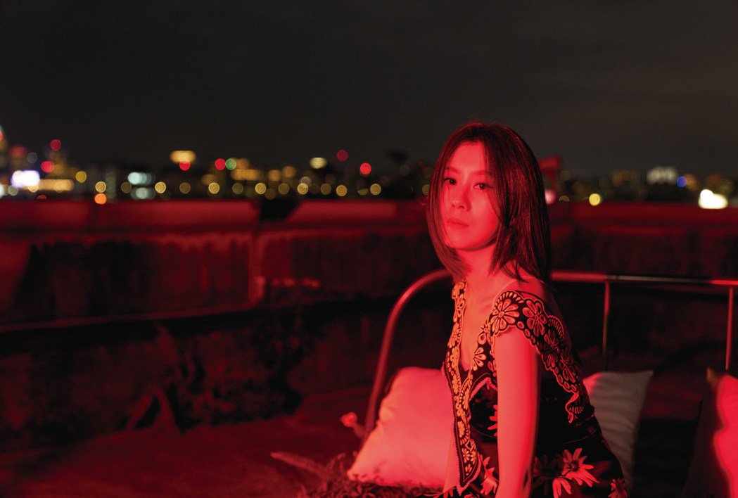 白安有喜了!揪粉野外体验当桂纶镁