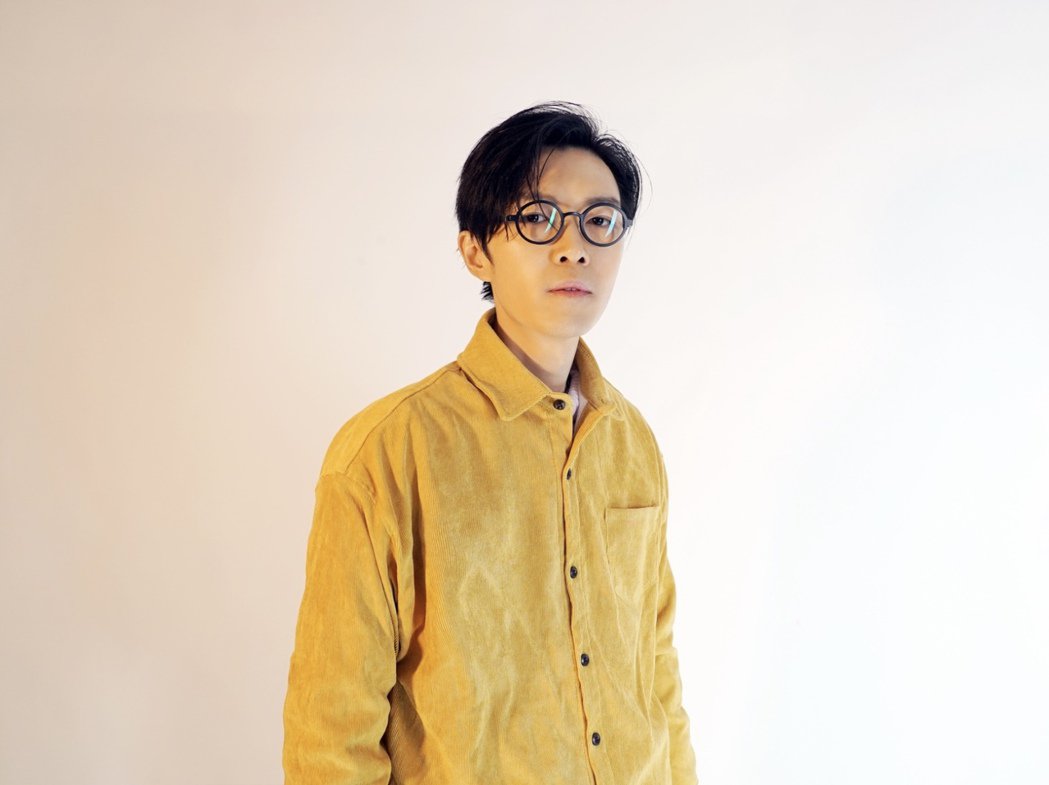 方大同宅家躲疫情成厨神flashplayerforie时隔2年回归曝光新身分