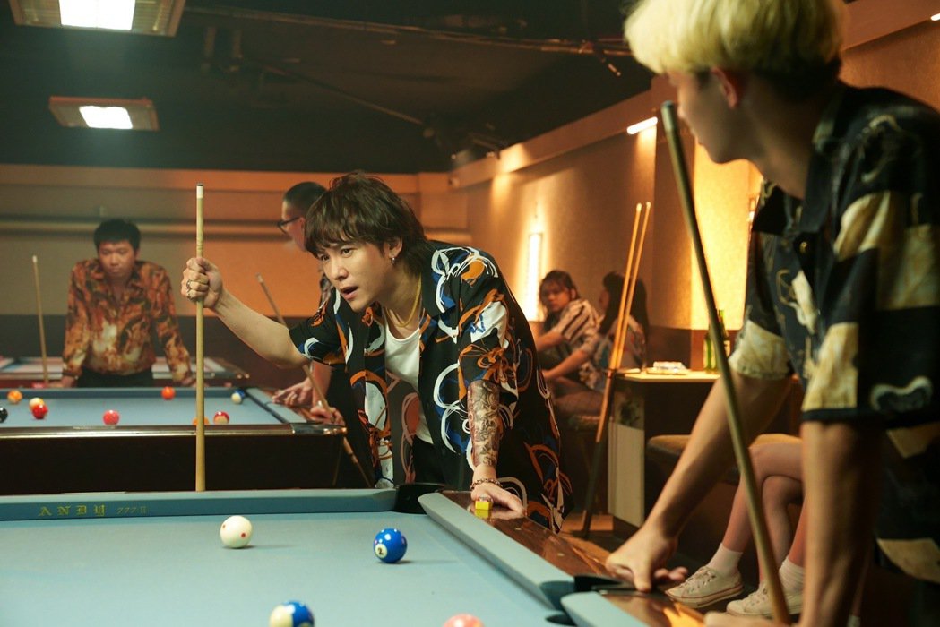 金志遥激台客魂曝光设局追爱史maopoMV直接撞脸男神邱泽