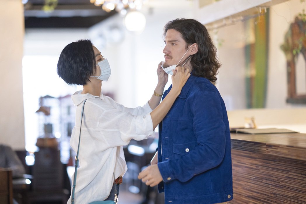 「女子图鉴」迎大结局混血男星「下跪」求婚桂纶镁