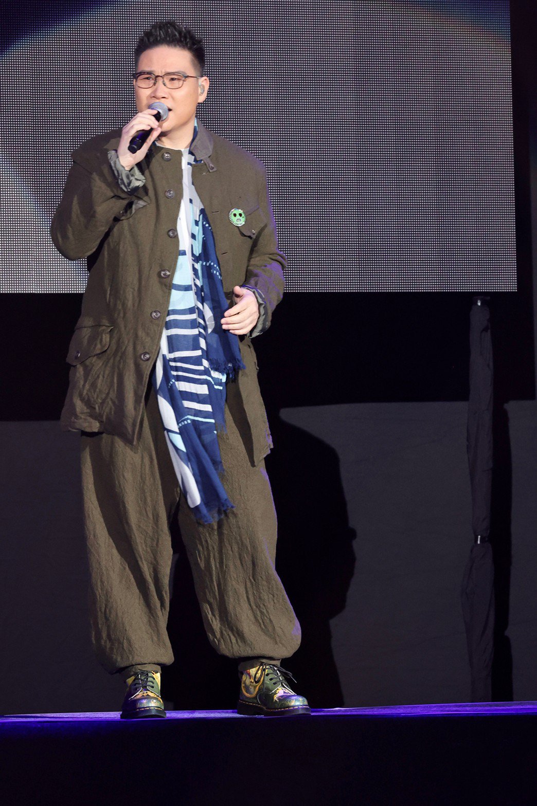 网传身形发福55岁苏永康现身台北真实体态曝光！