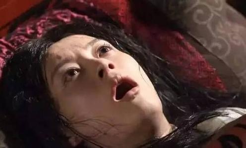 古代女人生孩子为何要不断烧开水？