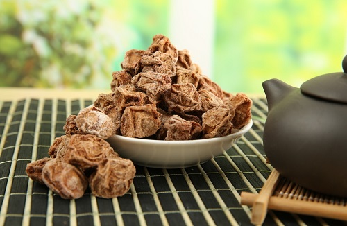 怀孕初期可以吃话梅吗?怀孕能吃话梅吗?怀孕能吃什么零食好