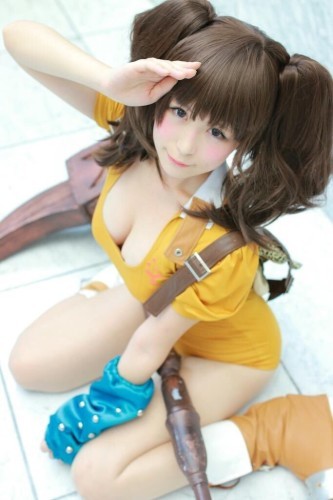 又到了为大家介绍妹子的时间了，今天要为大家安利的是一位来自日本的coser—　♀ニ子。モニ子喜欢漫画cos还有音乐，也是一位DJ。身材姣好的她还拍摄了很多福利美照，如果你是制服控的话千万不要错过哦，一起来欣赏一下吧。