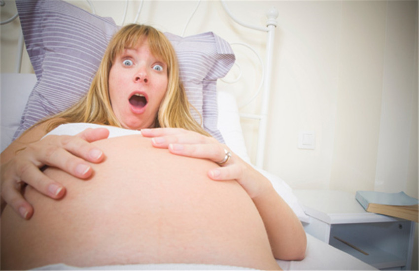 怀孕长痘痘生男？正确原因解说