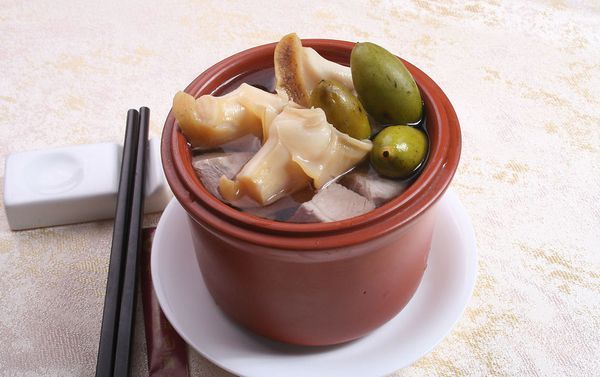 孕妈们吃鹅蛋了吗？来看看全国各地的去胎毒食谱吧