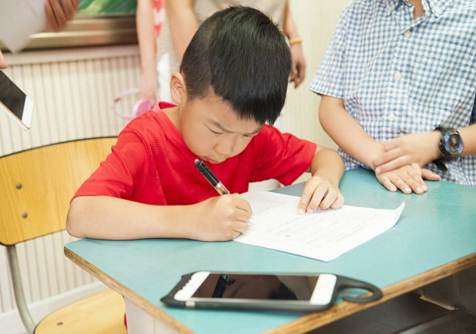 养孩子一个月要花多少钱3 养孩子一个月要花多少钱?养孩子的费用详解