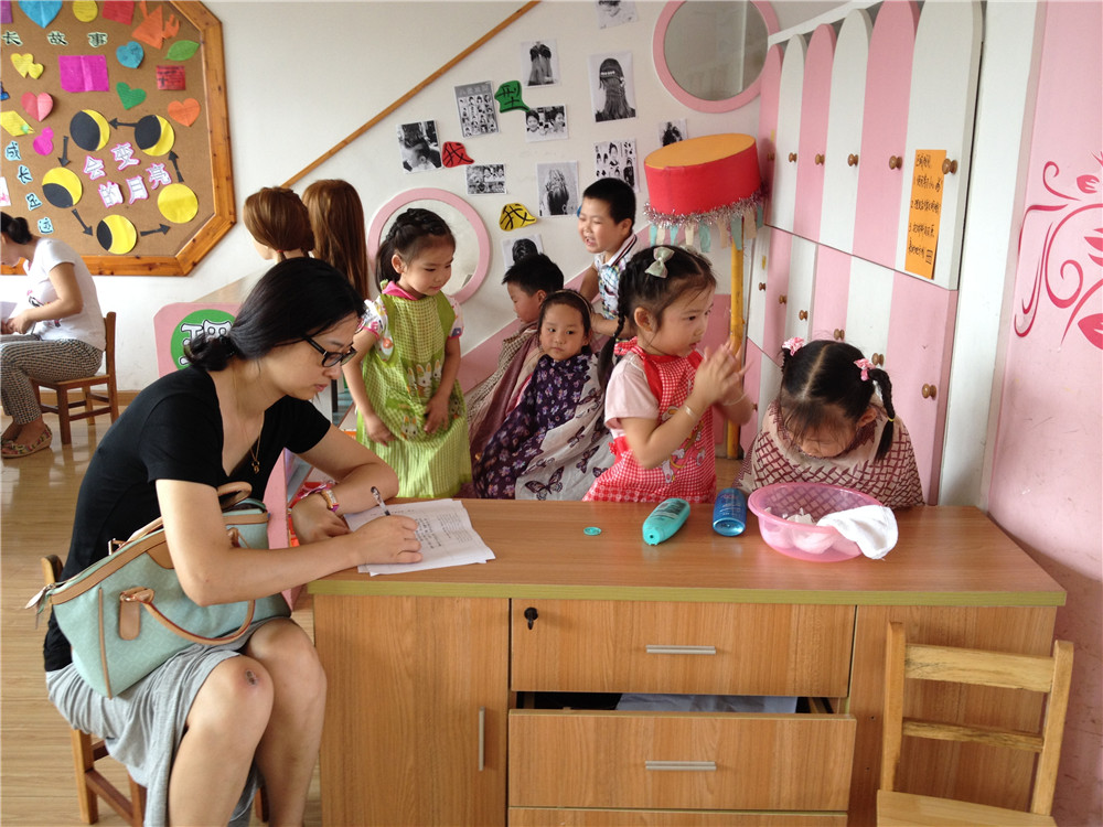 国外幼儿园的一天是怎样的?让我们一起来学习学习