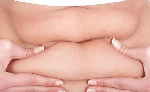 胖爸爸陪儿子减肥 冬季减肥五大妙招