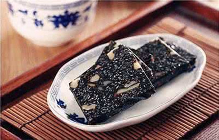 阿胶有哪些功效和作用?食用阿胶的注意事项
