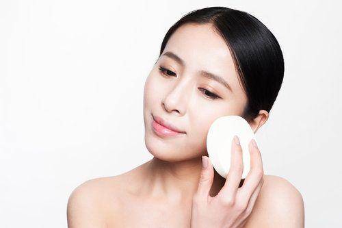 哺乳期可以用护肤品吗?妈妈们应该看看