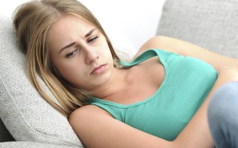 女人为什么会尿血 女性尿血是怎么回事