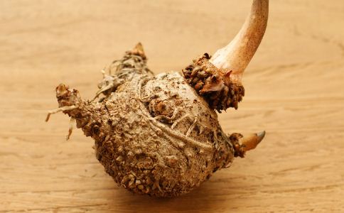 中秋节要吃些什么 中秋节吃什么传统食品