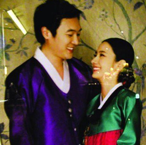 韩彩英床上戏最高标准：三级片床戏不介意丈夫观看