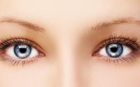 梁静茹结膜炎晒照 红眼睛该怎么预防