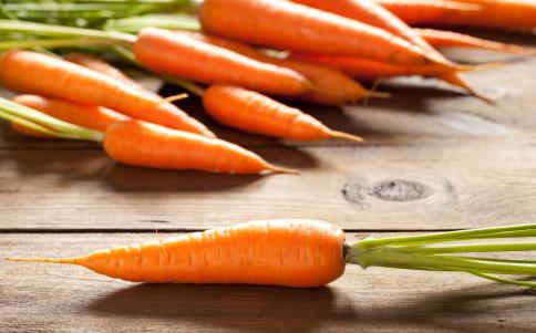 乳房软软地容易受伤 女人乳房软吃什么好