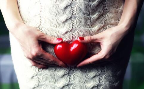 女性白带多是怎么回事 要少用卫生护垫