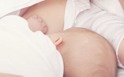 张歆艺产后自拍 母乳喂养能帮助子宫恢复得更快吗