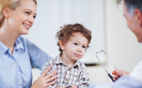 专家提醒：6岁以下儿童慎用捏挤式洗鼻器