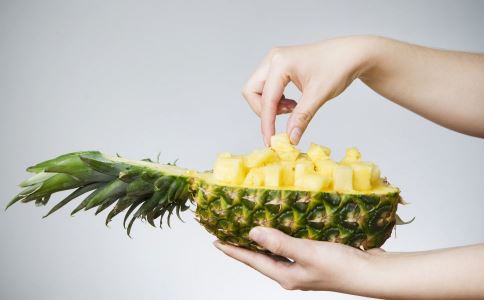 消化不良危害大 吃山楂可缓解