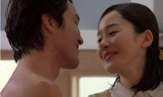 求解女人的精华液:夫妻生活时的润滑剂(有助于高潮)