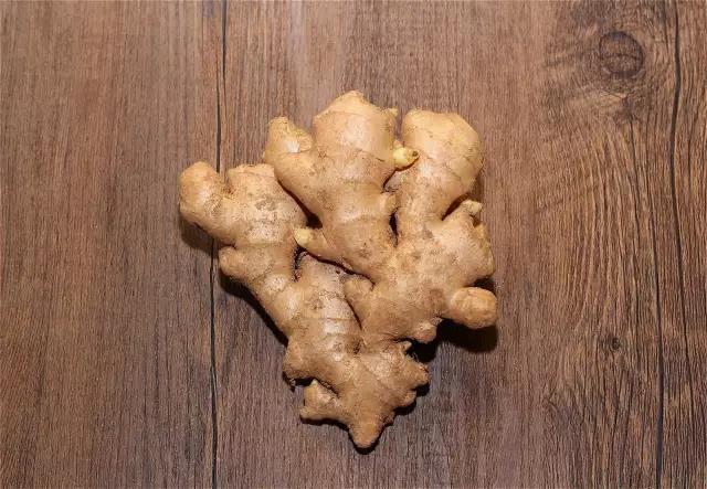 正宗广东猪脚姜的做法,来大姨妈吃了还会有补血作用