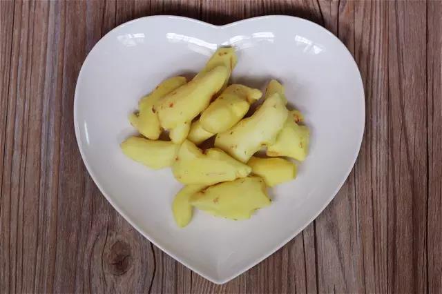 正宗广东猪脚姜的做法,来大姨妈吃了还会有补血作用