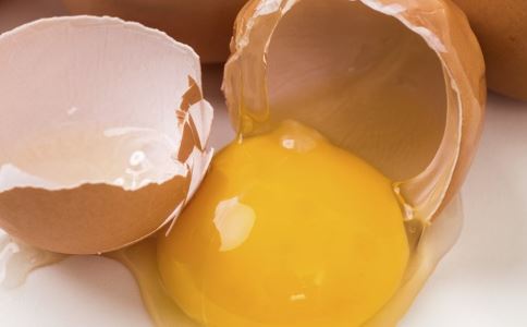 经常脸色苍白 可能你有贫血症状