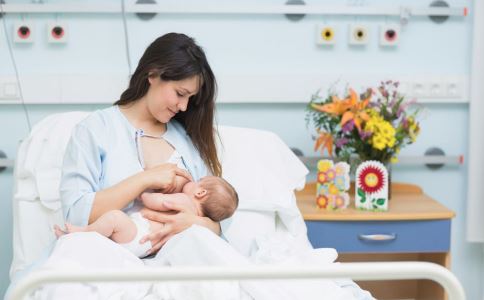 哺乳期乳房有硬块怎么消除 试试这些方法
