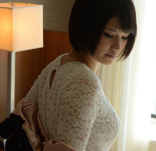 最美女优图片2019：长得超级漂亮的av排行前10