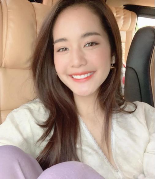 泰国女明星前十：颜值好的14位泰国女星简介及照片