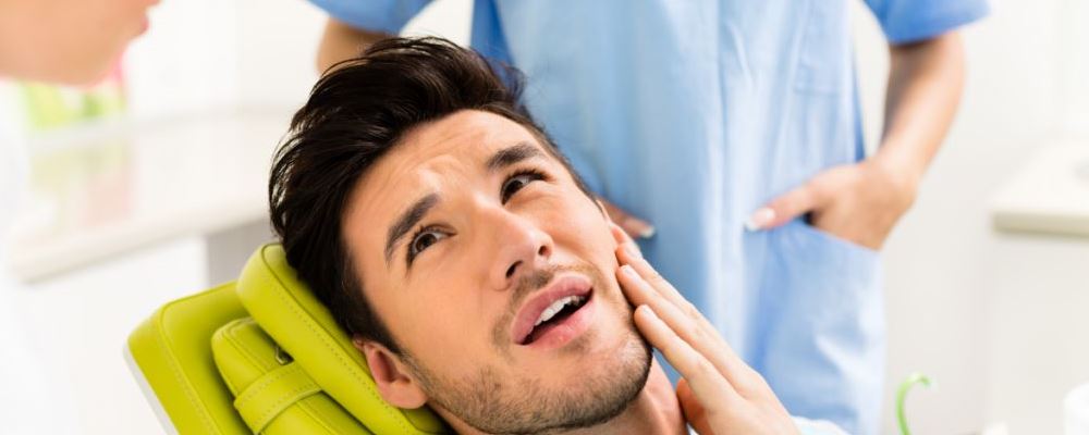 智齿长歪了得拔 拔完智齿脸肿该怎么办