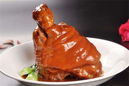 红烧肉的做法肉酥醇香,年夜饭菜谱中必不可少的经典菜