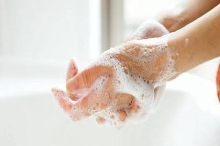 有关新型冠状病毒传染的自救方式,许多人居然还嫌麻烦