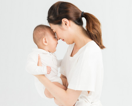 宝宝祛痰小妙招 如何给宝宝祛痰