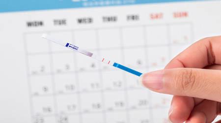 怀孕后除了停经和孕吐,还有哪些明显反应?