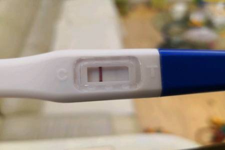 验孕棒图片怀孕图片,验孕棒正确用法精准测怀孕