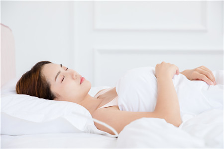 输卵管炎会有哪些症状 输卵管炎对女性生育的影响有哪些