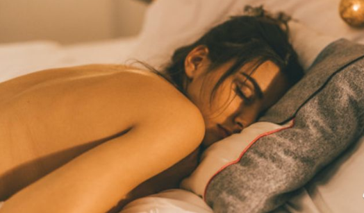 女人裸睡好处有哪些