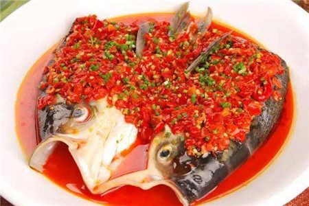 剁椒鱼头的家常做法与小窍门