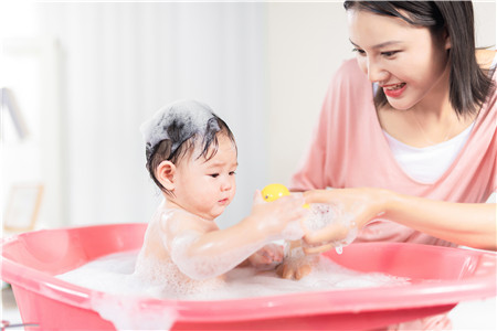 宝宝痱子可以用尤卓尔吗