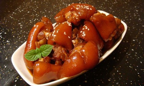 猪蹄怎么做好吃又简单？教你最正宗炖猪脚软烂的做法