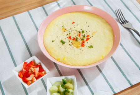 婴儿辅食鸡蛋黄的做法 婴儿鸡蛋怎么做好消化