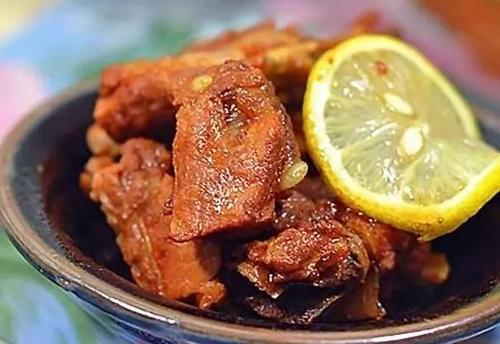 柠檬蜜排骨 外酥里嫩的风味排骨