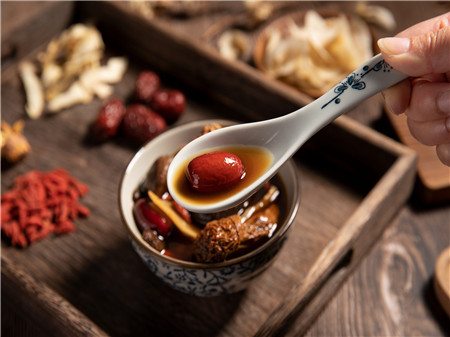 产后喝什么汤排恶露最好 产后喝什么汤排恶露最好