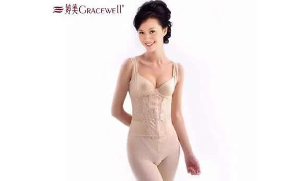 中文名倪虹洁 别名猫猫 国籍中国 民族汉族 出生地江苏常熟 出生日期1978年6月9日 身高166cm 体重48kg 毕业院校上海同济大学 职业演员、模特 经纪公司倪虹洁工作室