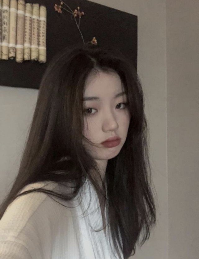 单依纯个人资料简介及图片介绍